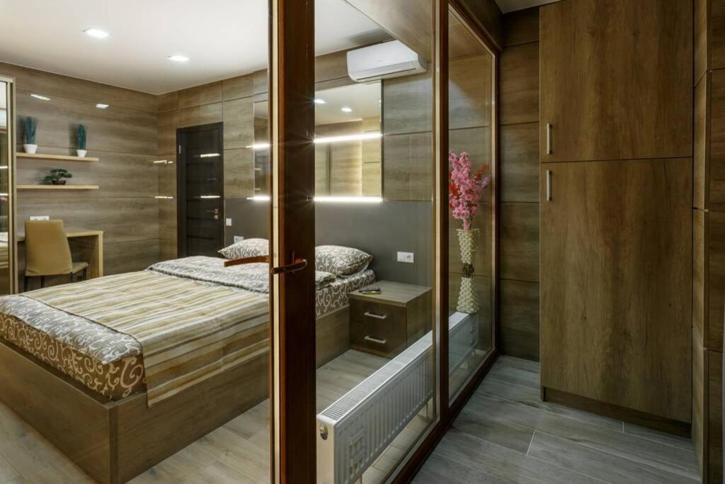 City Center. Panoramic Windows. Fireplace. Chisinau Exterior photo